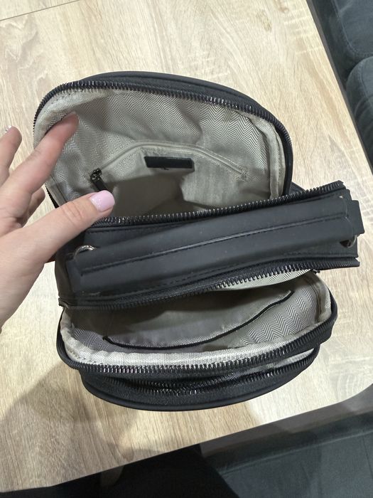 Дамска раничка в черен цвят