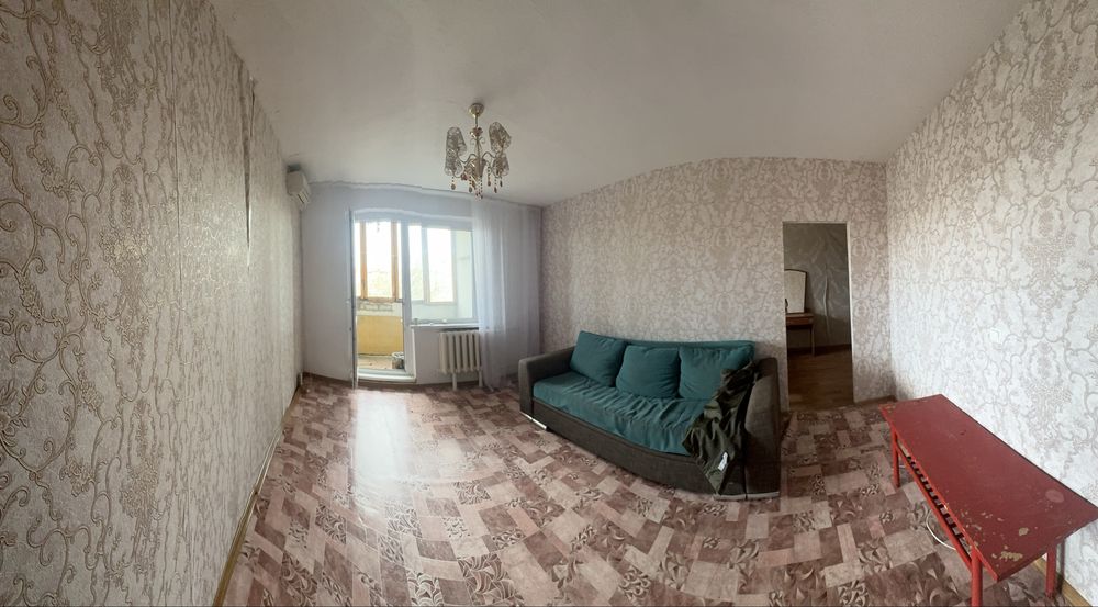 Продам 2 комн квартиру в 10 микрорайоне 7 доме