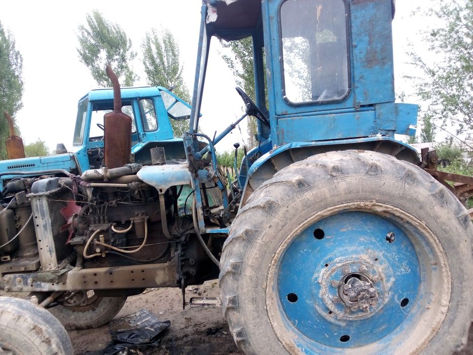 Срочний Т28 сотилади МТЗ матор МТЗ саталит куйилган.