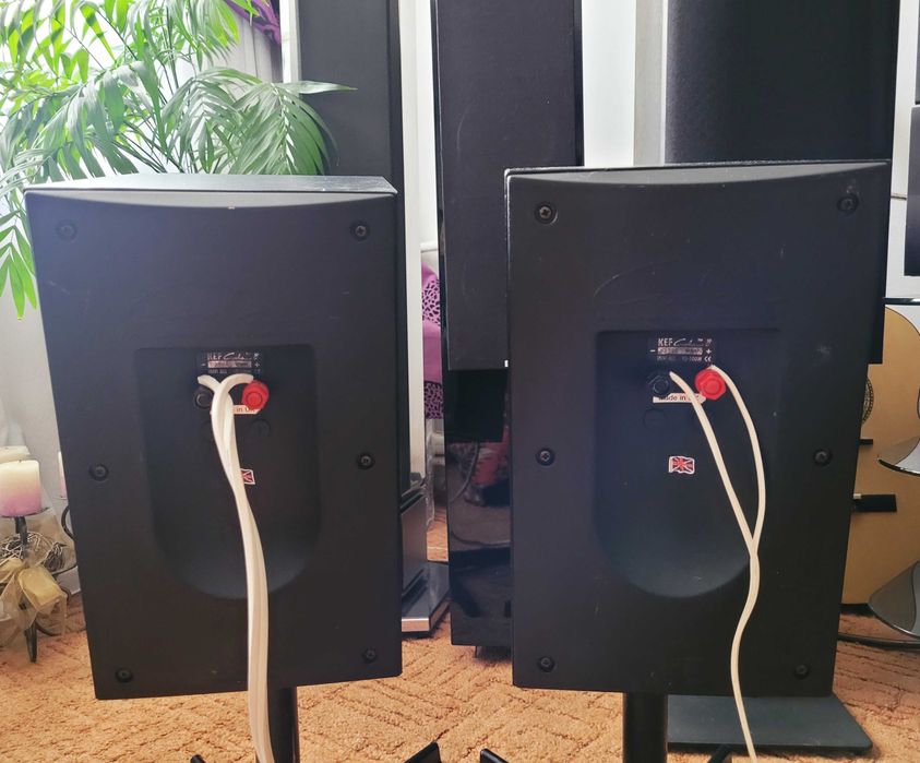 KEF Coda 8 boxe Hi-Fi de raft