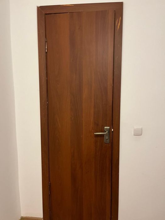 продается дверии
