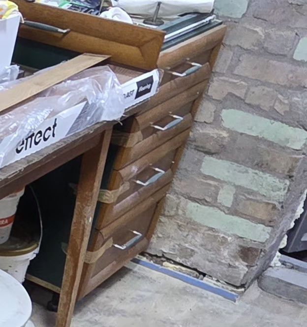 Кухненски шкаф с МДФ вратички