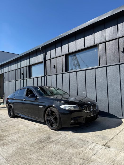 Dezmembrez Bmw F10 M pachet 520D 184 cp