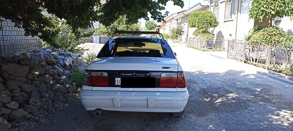 Daewoo Resir auto