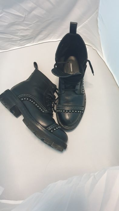 Черни Dsquared2 кожени боти