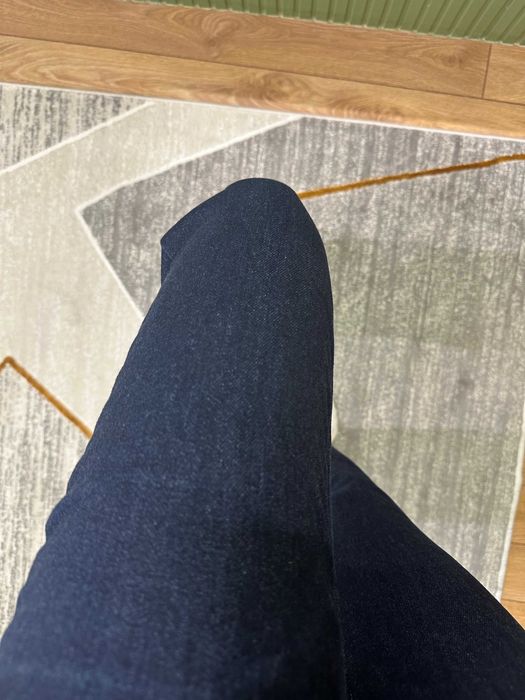 Джинсы ZARA на средней посадке