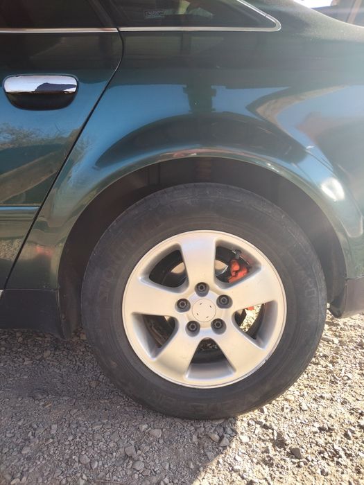 Vând jante R18 și R 15