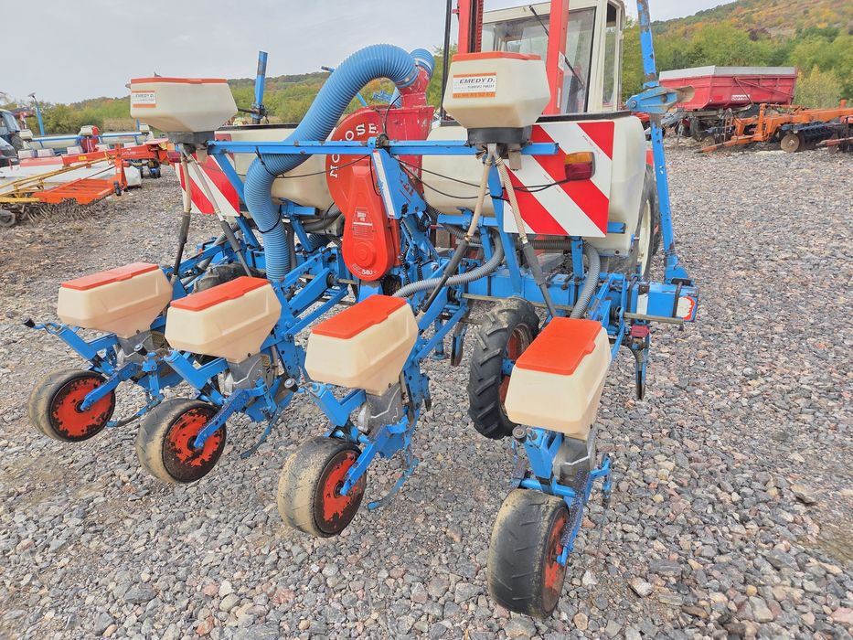 Semanatoare Porumb Monosem NG 4 sire