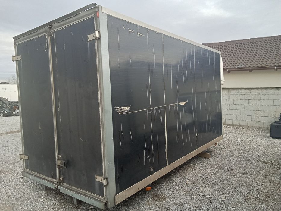 Cub pentru Iveco sau depozitare