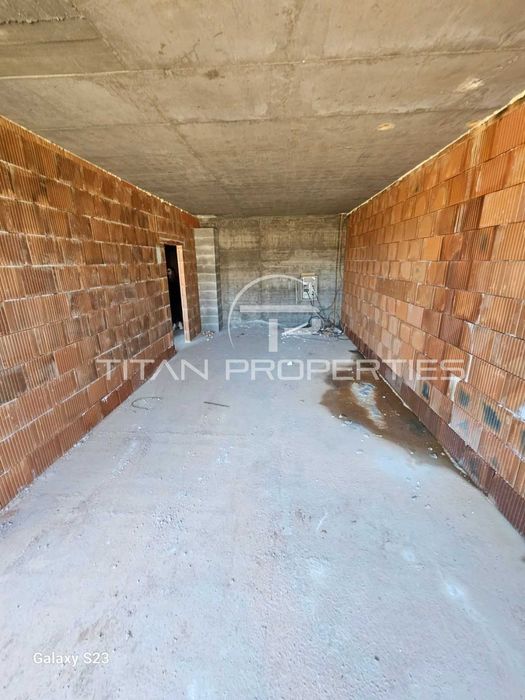 Тристаен апартамент Кършияка