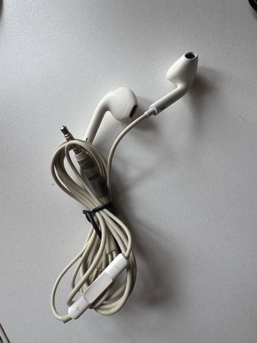 Apple EarPods Lightning оригинал