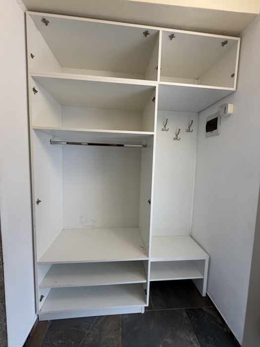 Mobilier hol pal alb