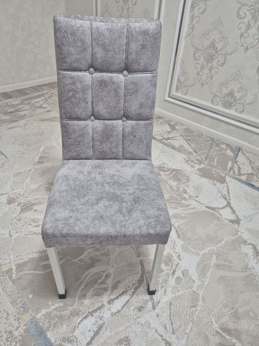 Стулья новые 6 штук