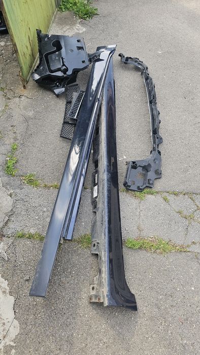 Предна  броня и прагове бмв ф 11