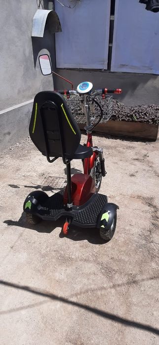 Электросамокат 3-х колёснвй