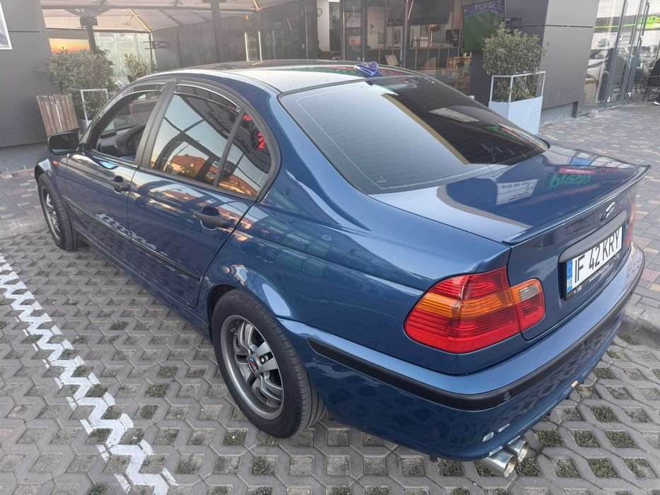 BMW 3 Series 2002 — imagine 3