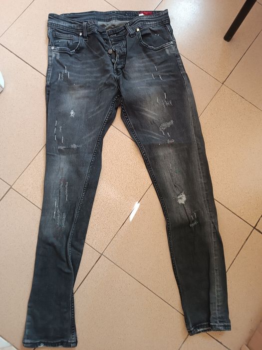 Лот от мъжки дънки