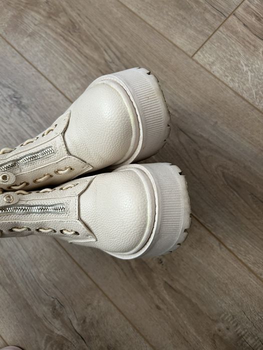 Bocanci / ghete scurte crem 37