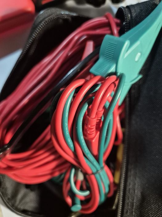 Продавам за измерване.