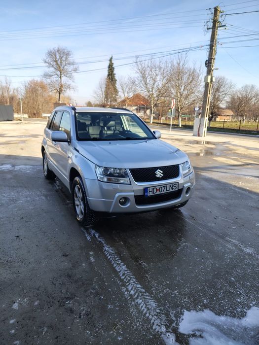Vând Suzuki Grand Vitara 1.9 DDIS