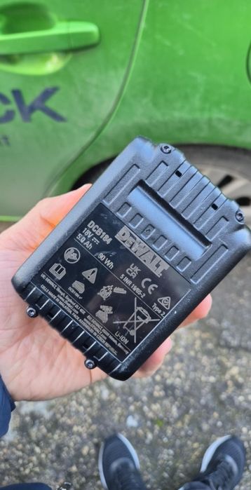 Батерия De Walt 5ah чисто нова