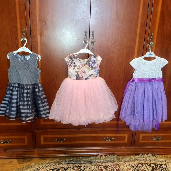 Продам детские праздничные платья