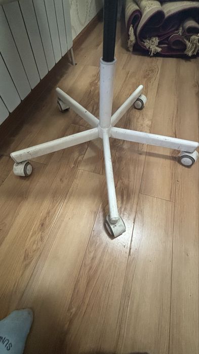 Офисные кресла стулья