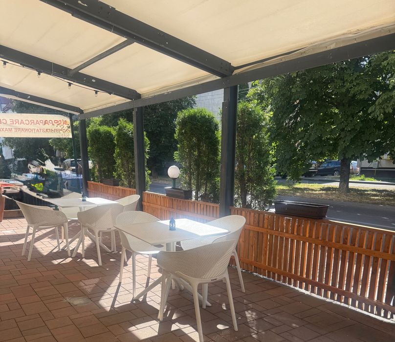 Terasă ,Structură metalică+Folii închidere+3 radiatoare căldură !