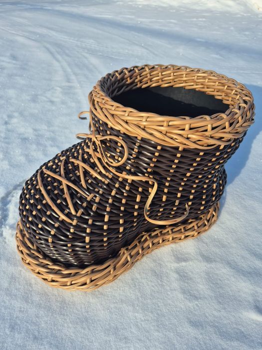 Кашпо из ротанга