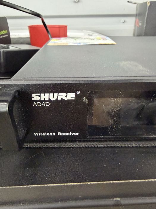 Радио микрофон Shure AD4D
