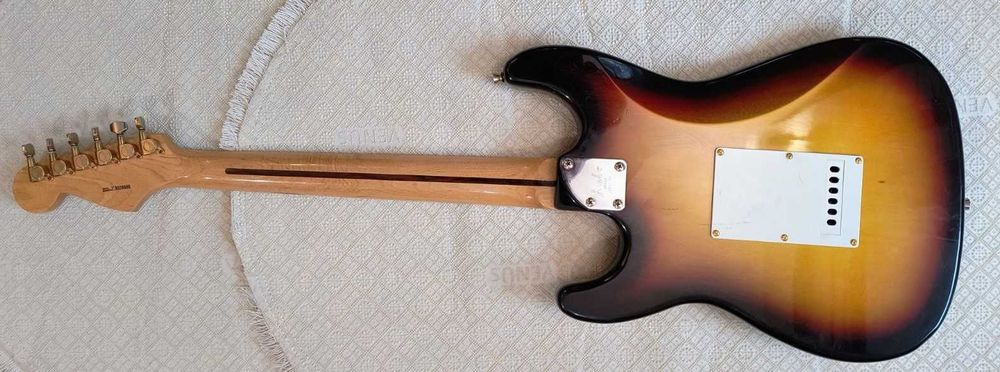 китара Strat replica