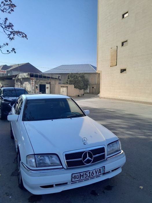 Продаётся мерседес w202 c320