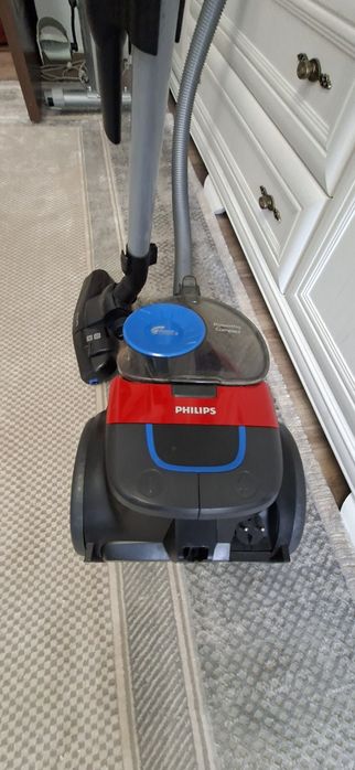 Aspirator Philips fara sac impecabil!
