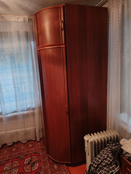 Шкаф угловой  заводской