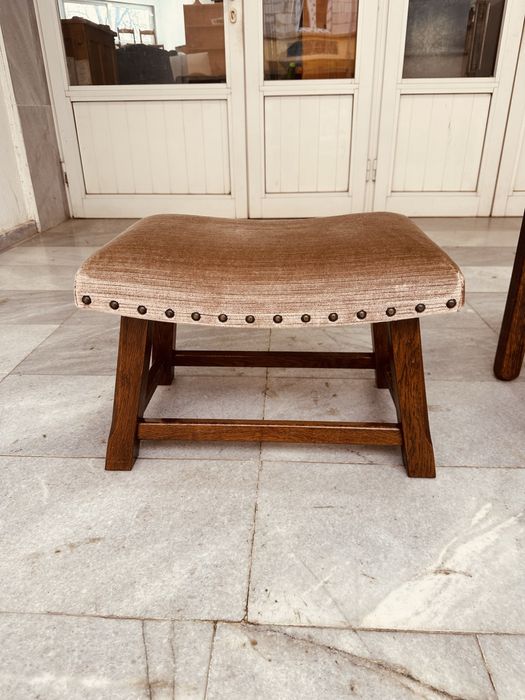 Винтидж табуретки от масивен дъб