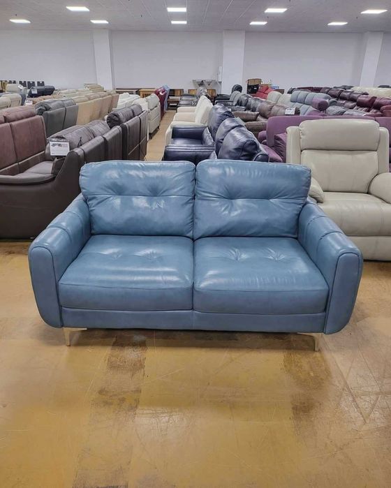 Син кожен диван двойка
