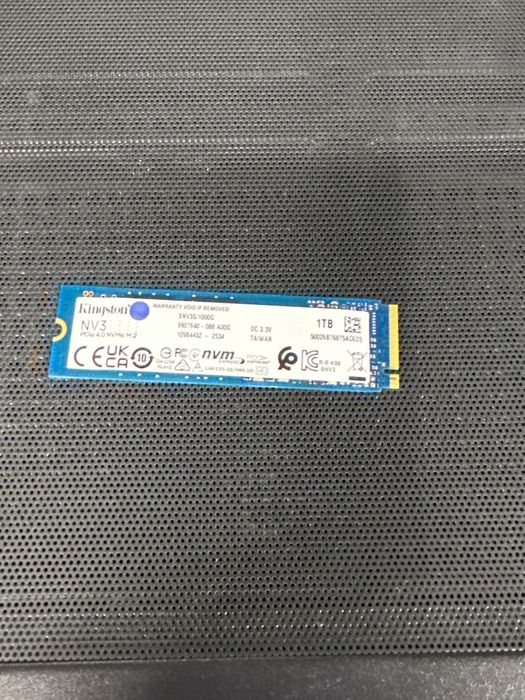 SSD Kingston SNV3S/1000G  продам в количестве 40 шт