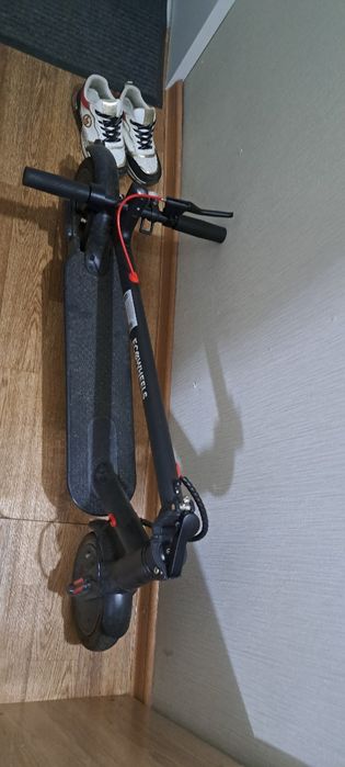 Продам электросамокат GT E-Scooter M365