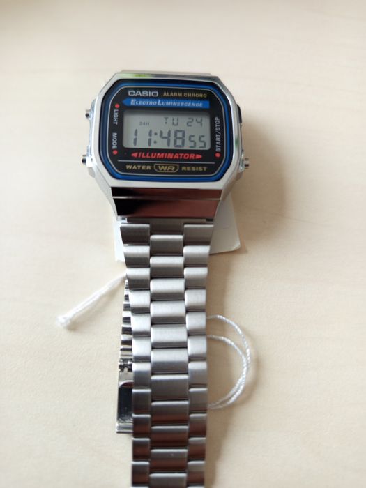 Casio A168 W часовник