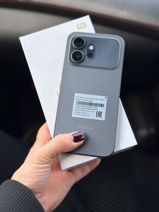 Продам телефон HONOR 600