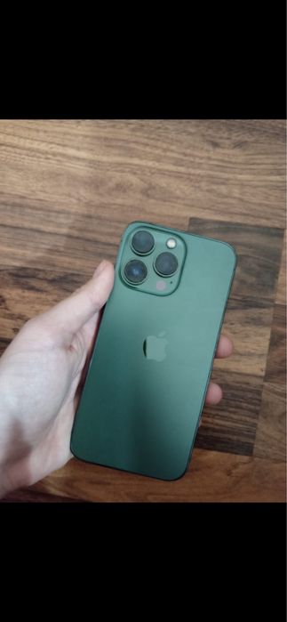 Продаю Iphone 13pro