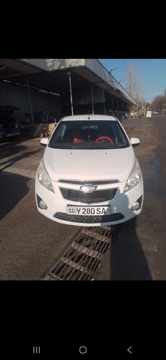 Spark 2013 белый