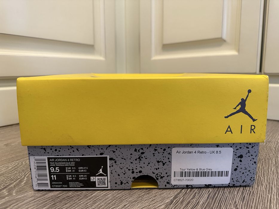 Air Jordan 4 Retro Lightning