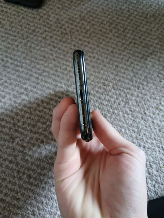 Айфон Х в хорошом состояние