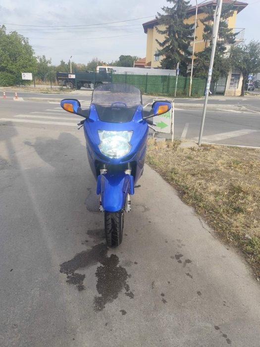 Honda cbr 1100 в добро състояние готов за сезона