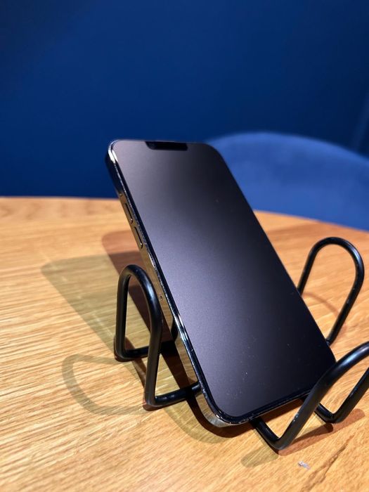 Vand Iphone 13 pro, stare impecabilă