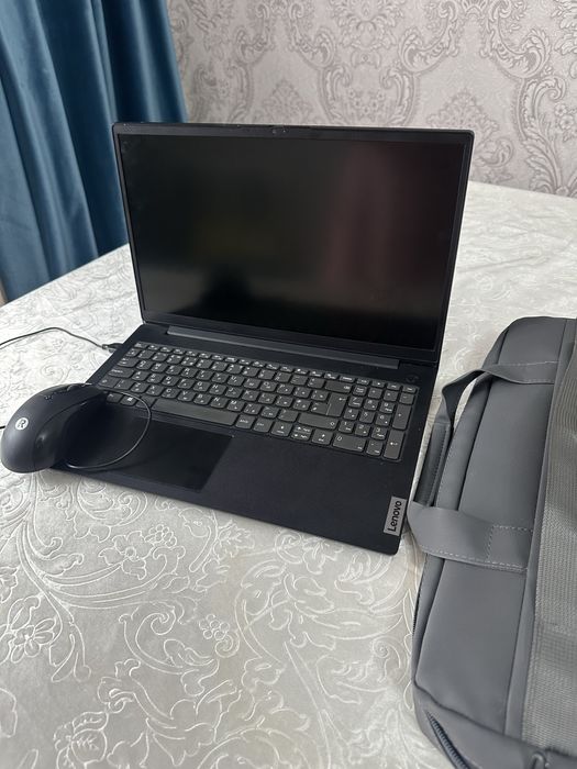 Продаю Ноутбук Lenova