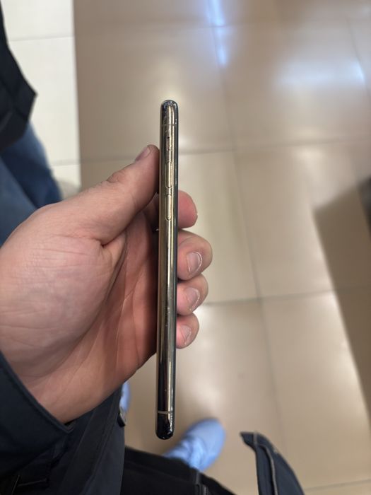 Продам айфон хс 64гб идеал