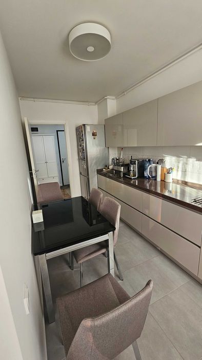Vand apartament cu 2 camere situat in GranVia Park Lujerului