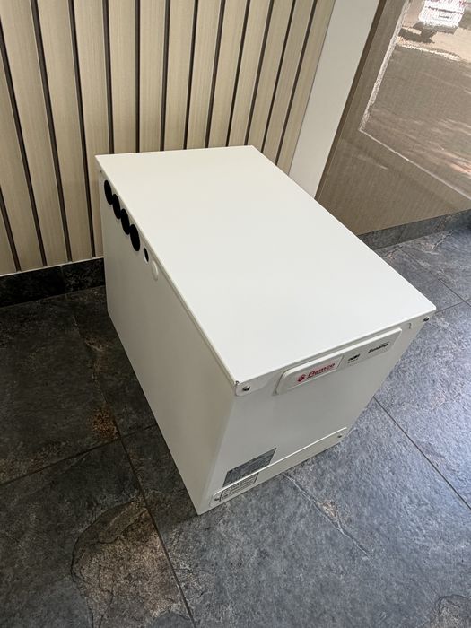 Flamco FlexTherm Eco 3E 3.5 kWh Acumulator Termic Inteligent pentru Apă Caldă Menajeră 230V Powered by Sunamp Nou